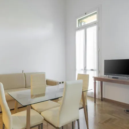 Attractive In With Terrace Apartment *